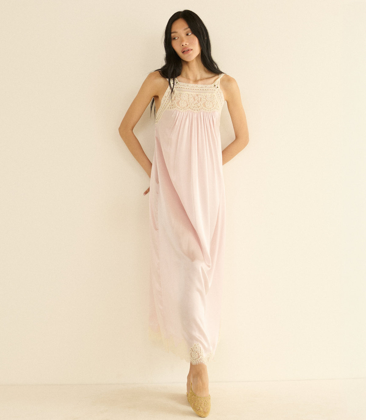 LUCIANE DRESS -- POWDER ROSE